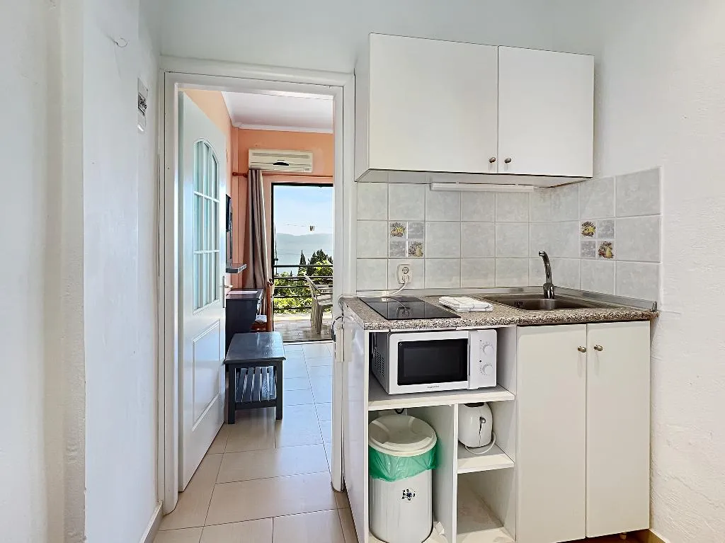APARTMENT CAPACITY 3 Room, Andromaches Holiday apartments, Corfu