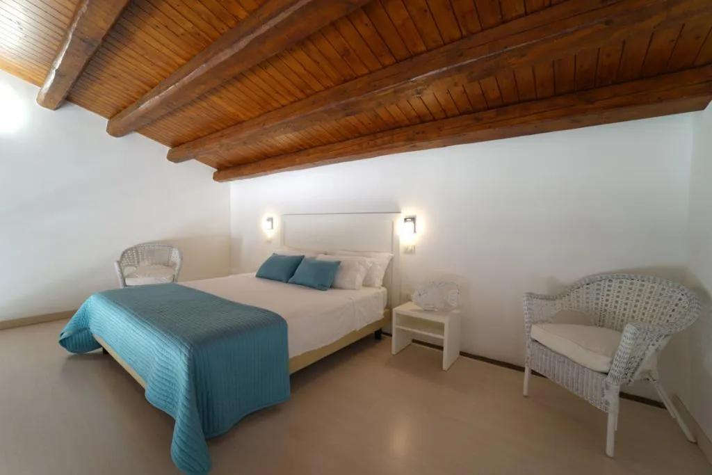 QUADRUPLE SUPERIOR Room, Life Hotels Kalaonda Resort, Catania