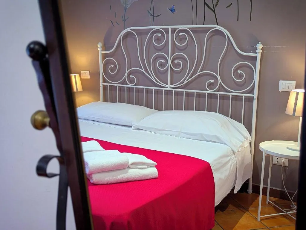 Room, La Locanda Dell Arte, Naples
