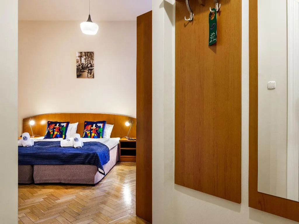 DOUBLE STANDARD Room, Kosmopolita Rooms & Apartments, Krakow