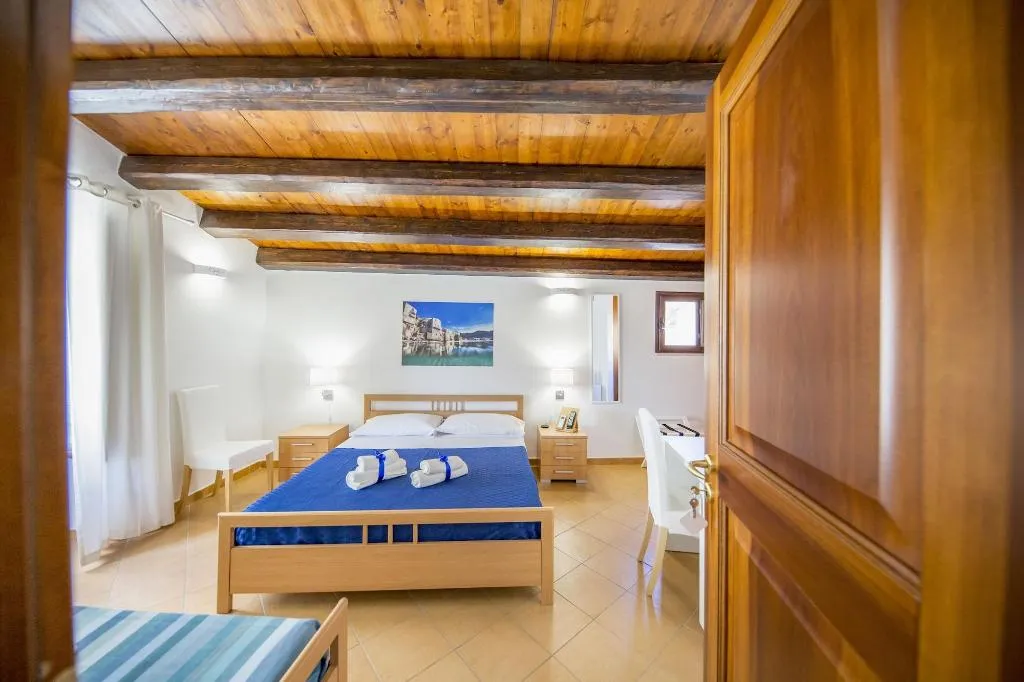Room, Cefalù in Blu, Palermo