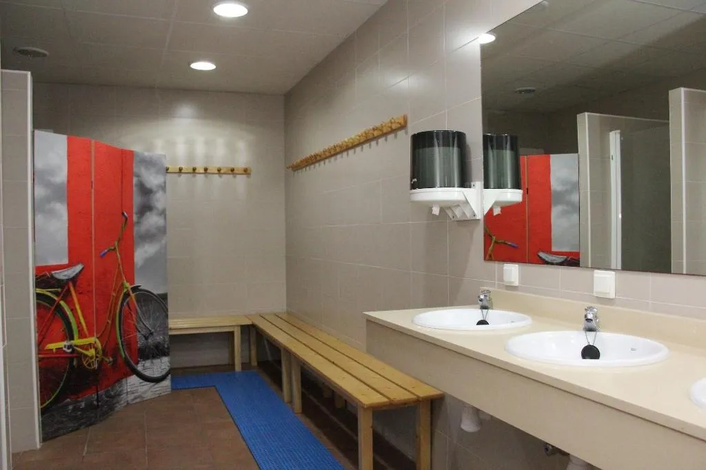 Room, Hostel & Gym Relise, Menorca