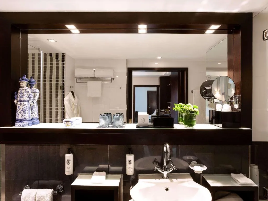 SUITE PRESTIGE Room, Sofitel Lisbon Liberdade, Lisbon