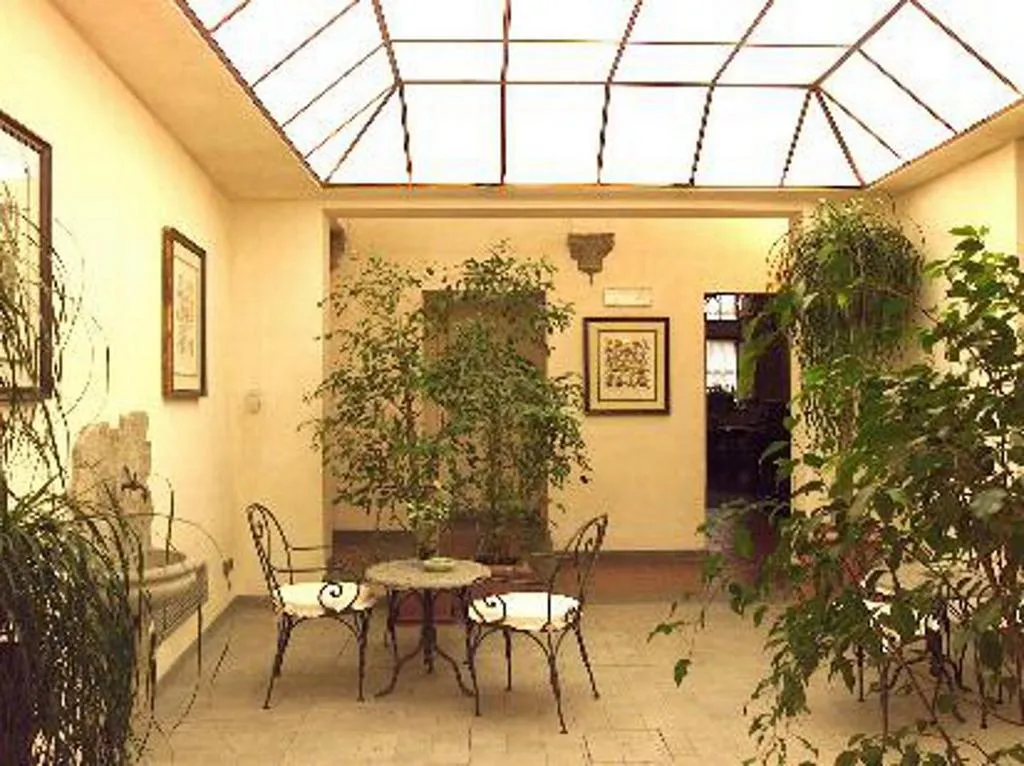 General view, Hotel Benivieni, Florence