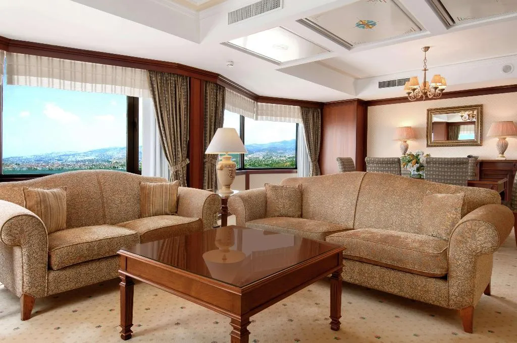 SUITE EXECUTIVE Room, Hilton Izmir, Izmir