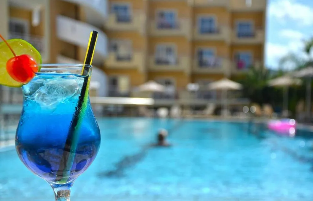 Bar, Sunny Bay, Crete