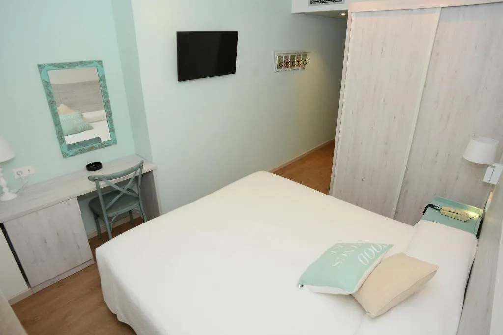 Room, Hotel L´Escala Centre, Costa Brava