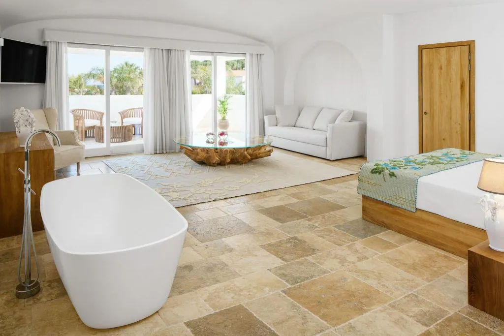 Room, Sant Efis, Cagliari