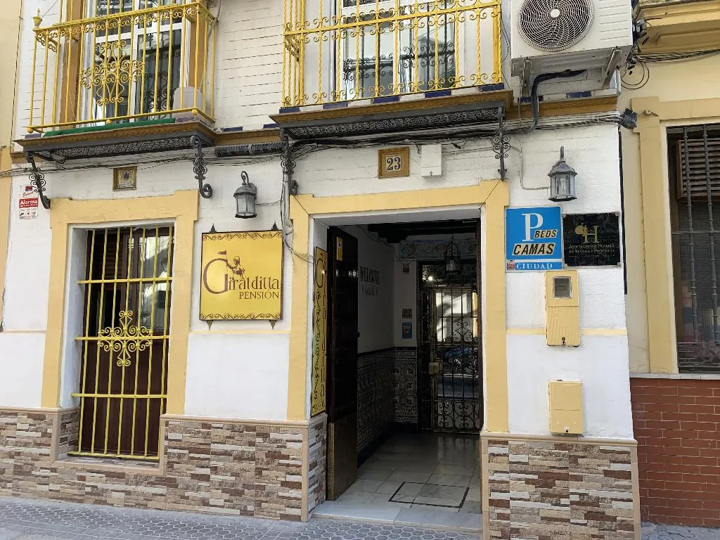 General view, Pension Giraldilla, Seville