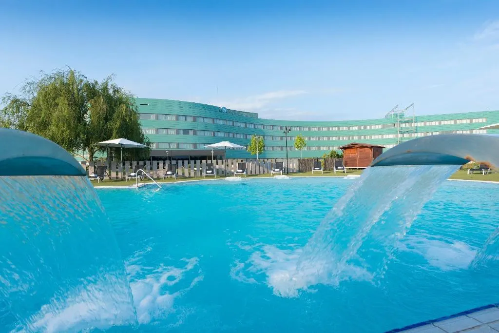 Pool, BAH Barcelona Airport Hotel, Barcelona