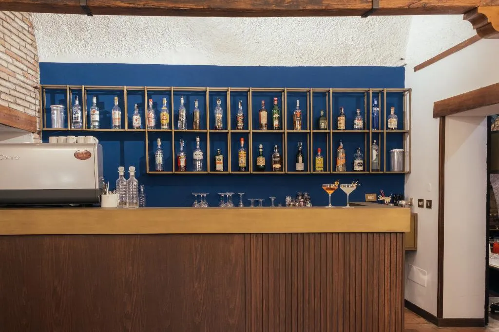 Bar, Villa Montegranelli, Umbria