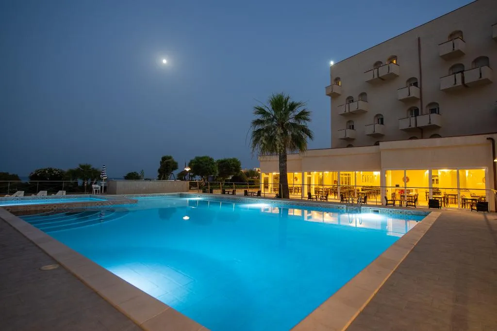 Pool, Hotel Club Eloro, Catania