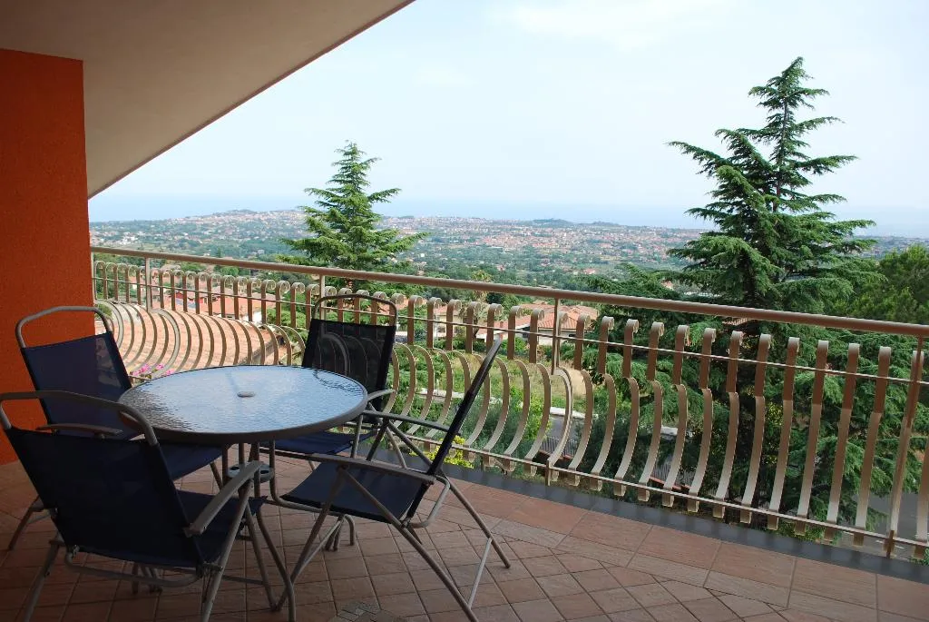 APARTMENT LUXURY Room, Etna Royal View, Catania