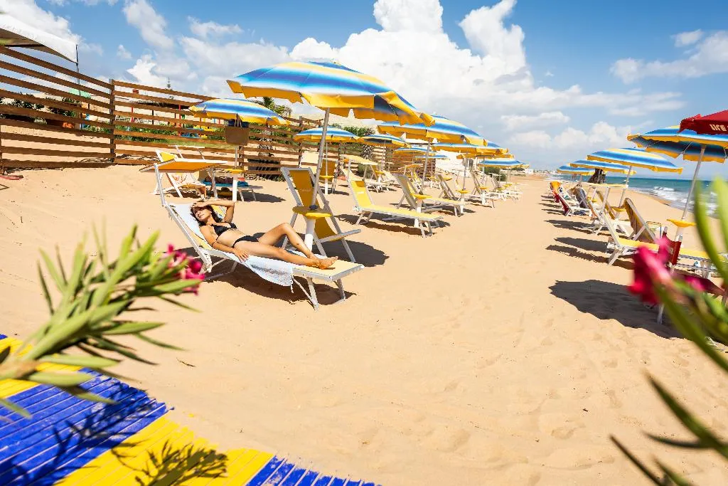 Beach, Triscinamare Hotel Residence, Palermo