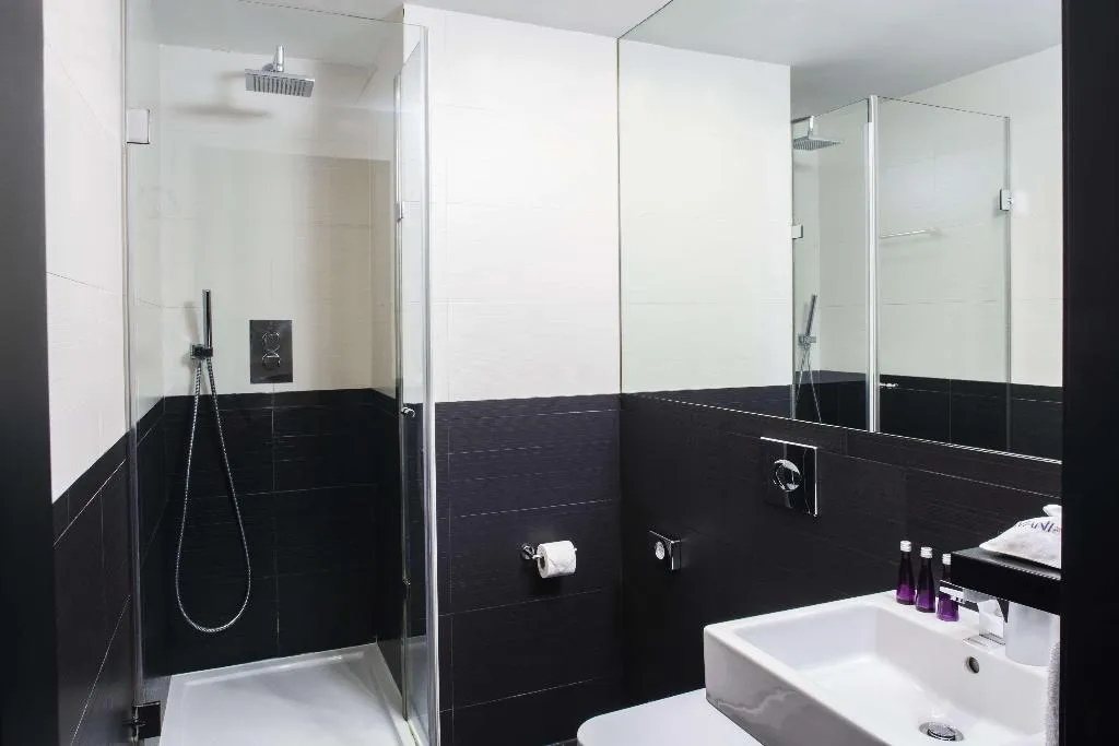DOUBLE SINGLE USE STANDARD Room, Avani Avenida Liberdade, Lisbon