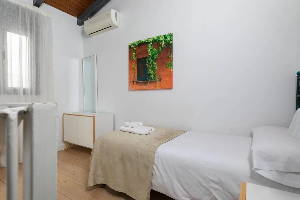 APARTMENT DUPLEX Room, Holiday Rentals Tempa Museo, Seville