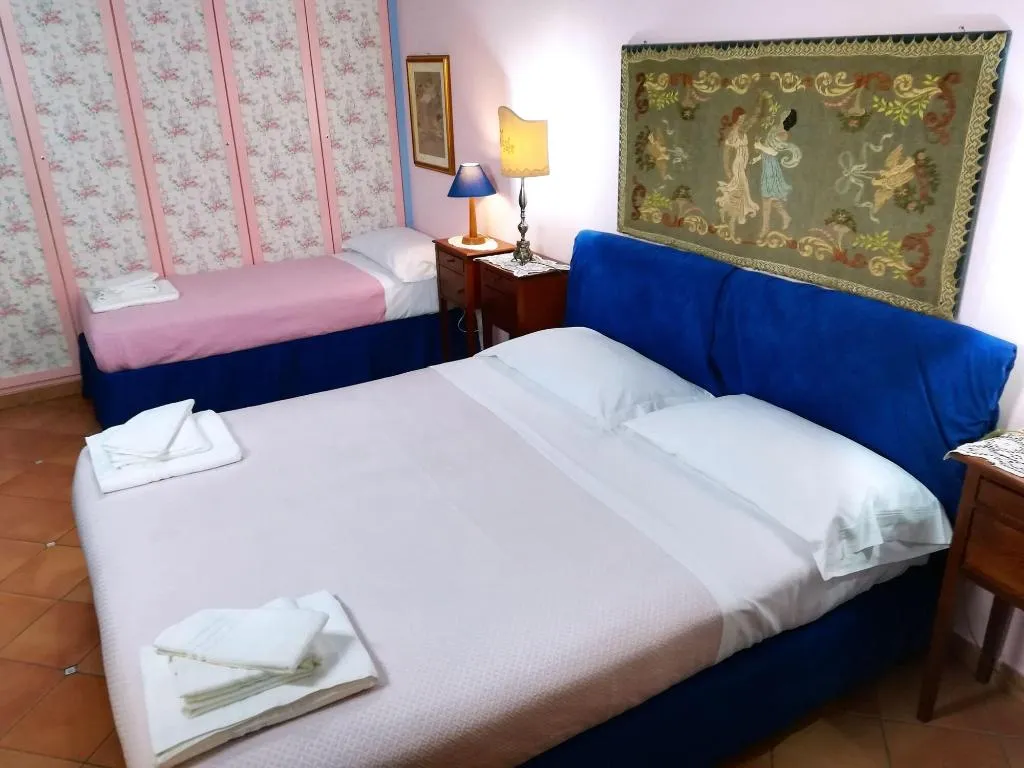 Room, B&B Vittorio Emanuele, Palermo