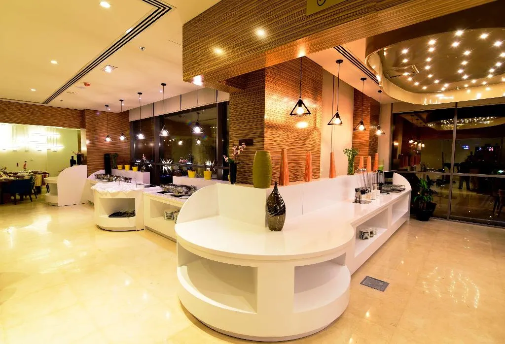 Restaurant, Best Western Plus Pearl Creek, Dubai