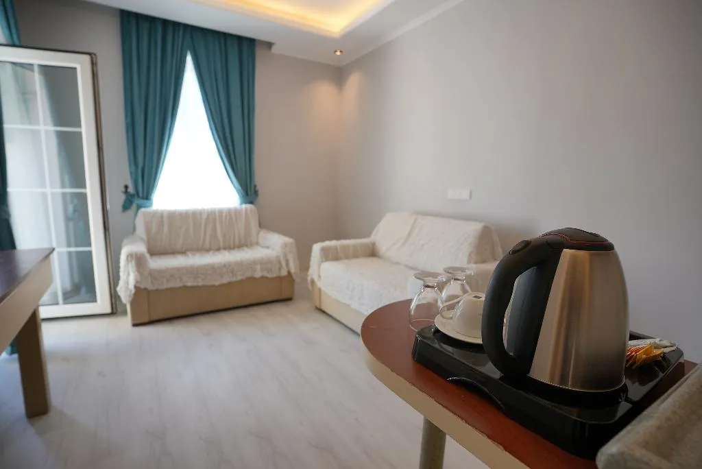 FAMILY ROOM WITH BALCONY Room, By Cemil Boutique Hotel, Antalya
