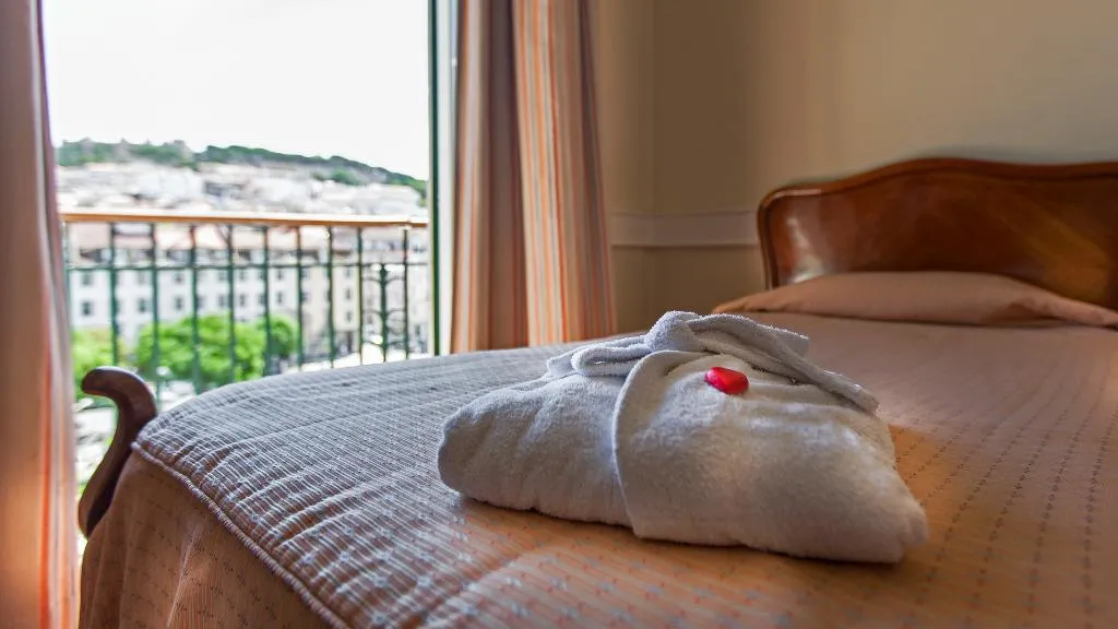 Double or Twin CAPACITY 3 Room, Métropole Lisboa, Lisbon