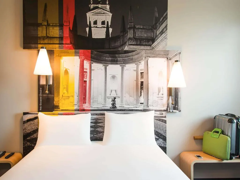 Room, ibis Milano Fiera, Milan