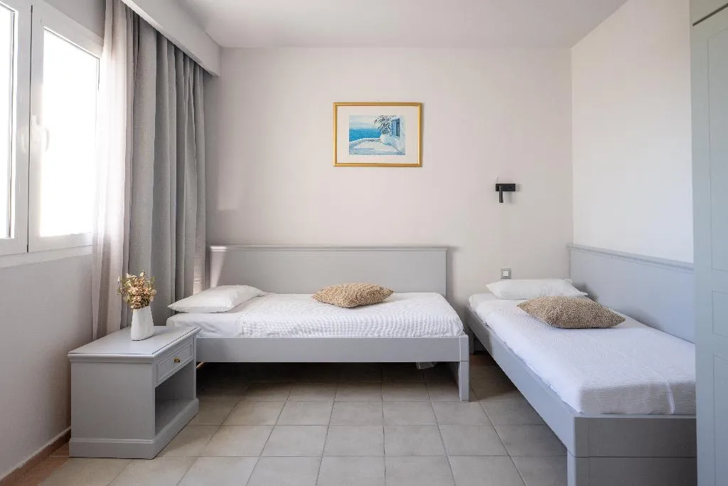 FAMILY ROOM GARDEN VIEW Room, Mare Village, Crete