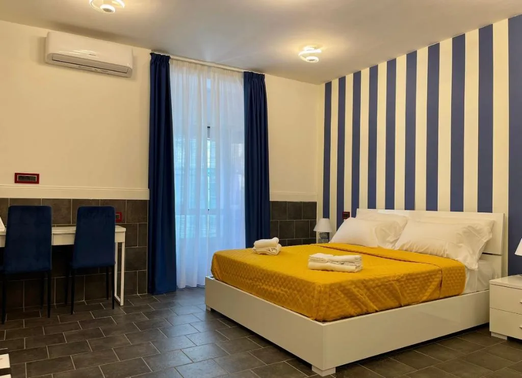DOUBLE STANDARD Room, Yacht Club Angioino, Naples