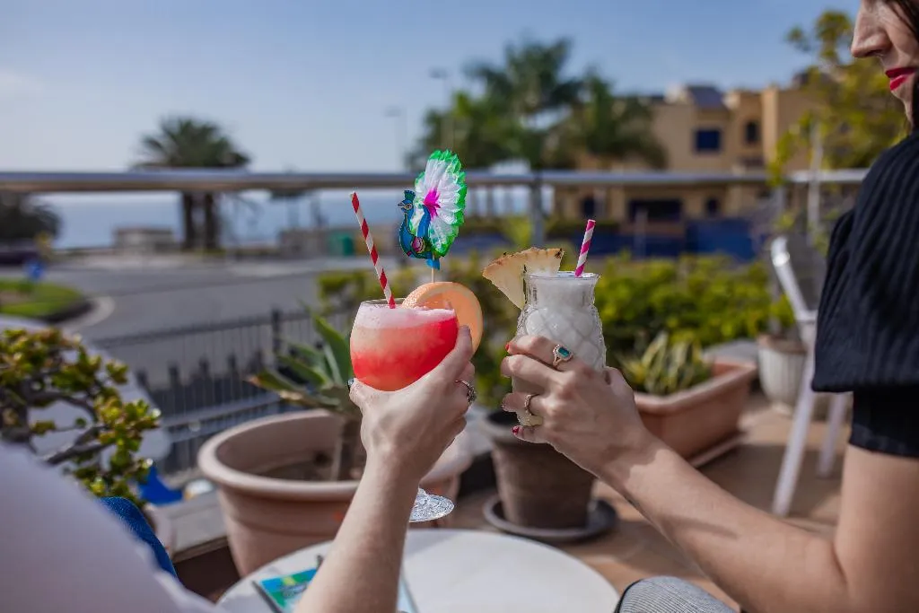Bar, Caybeach Meloneras Bungalows, Gran Canaria
