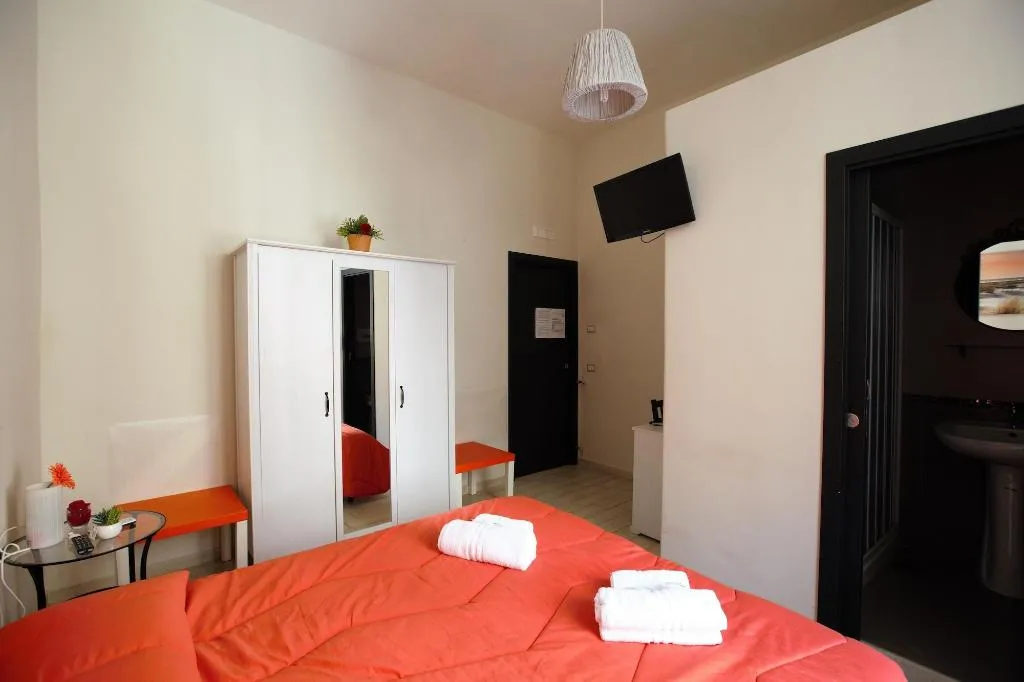 Room, Domus Armenio, Naples