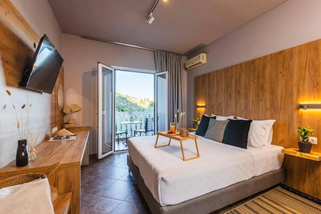 DOUBLE SUPERIOR WITH BALCONY Room, Avaton Garden, Skiathos