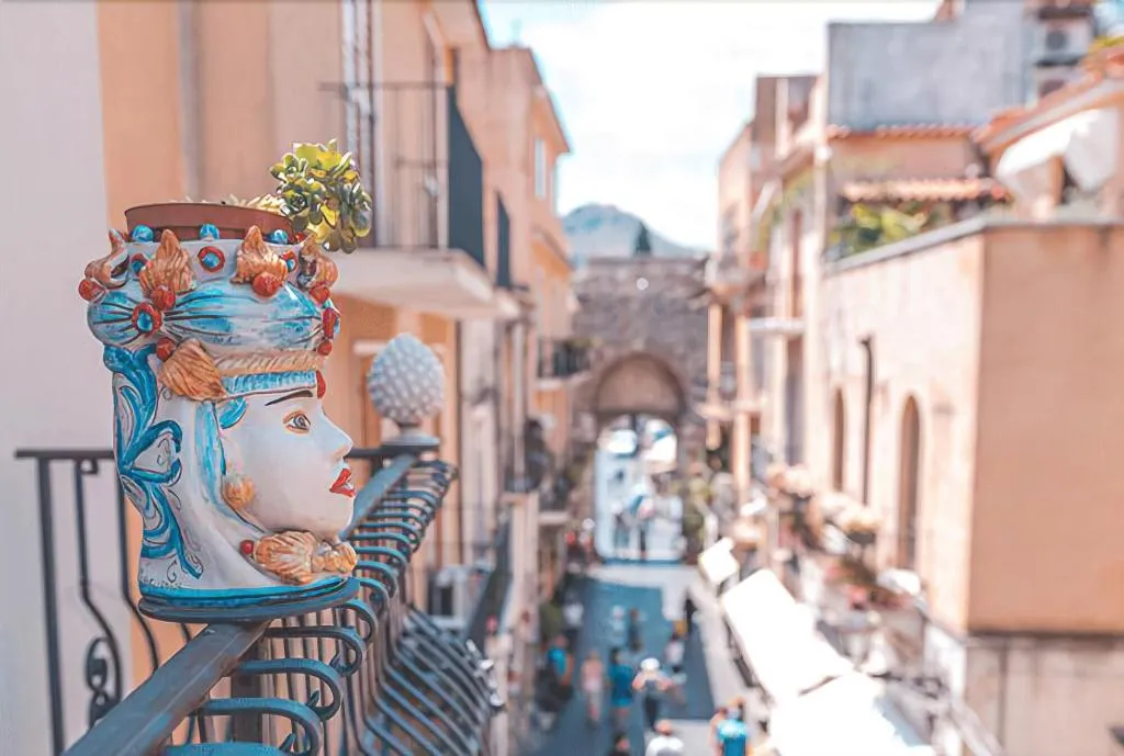 Room, Taodomus, Taormina
