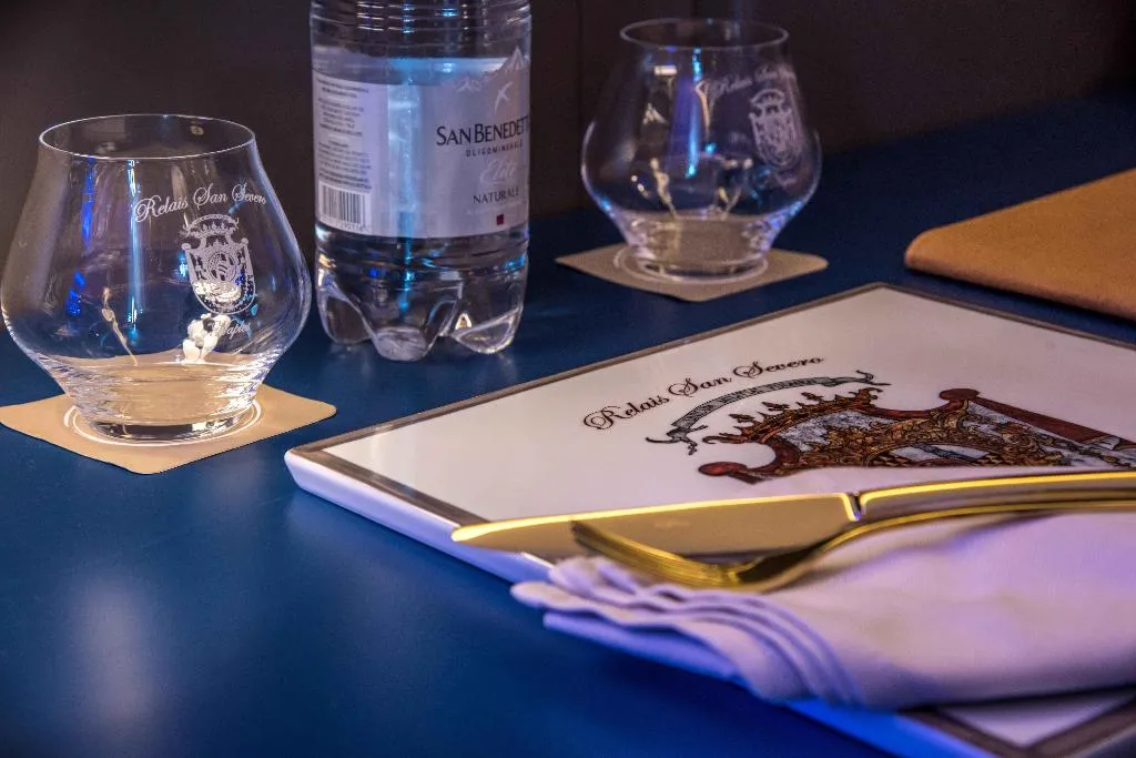 DOUBLE DELUXE Room, Relais San Severo, Naples