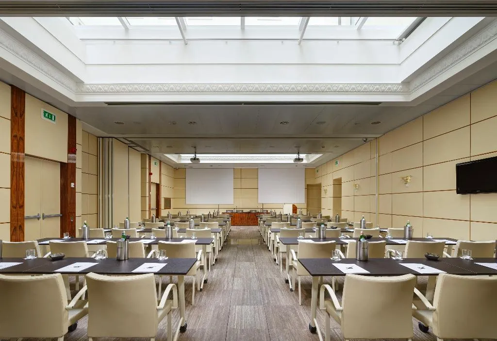 Conferences, UNA HOTELS Decò Roma, Rome