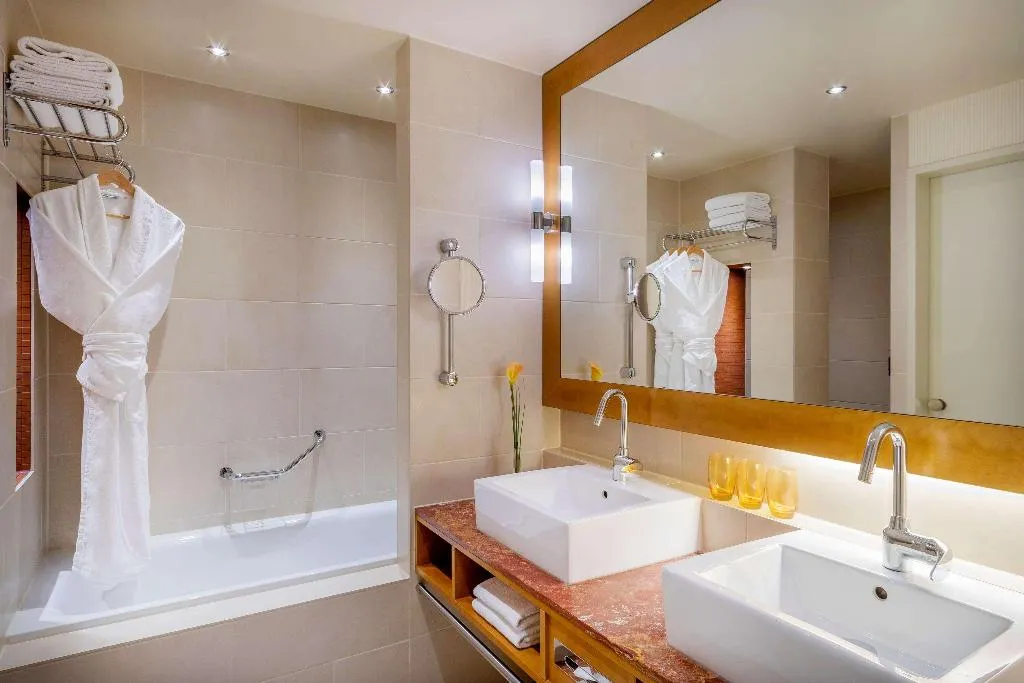 DOUBLE SUPERIOR Room, Melia Berlin, Berlin