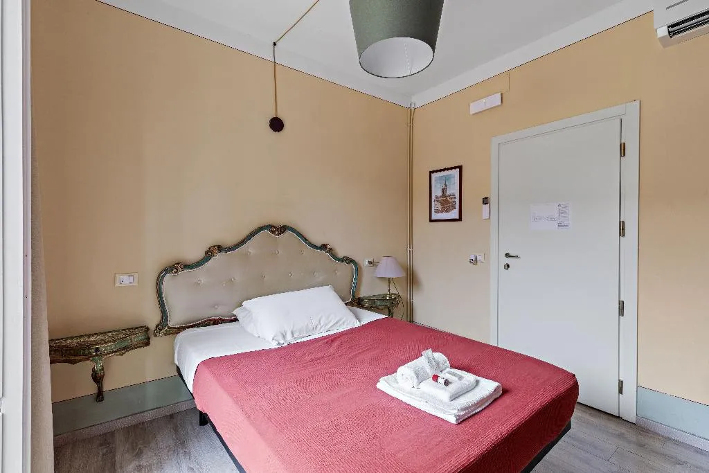 SINGLE WITH BALCONY Room, Ostello Bello Firenze, Florence