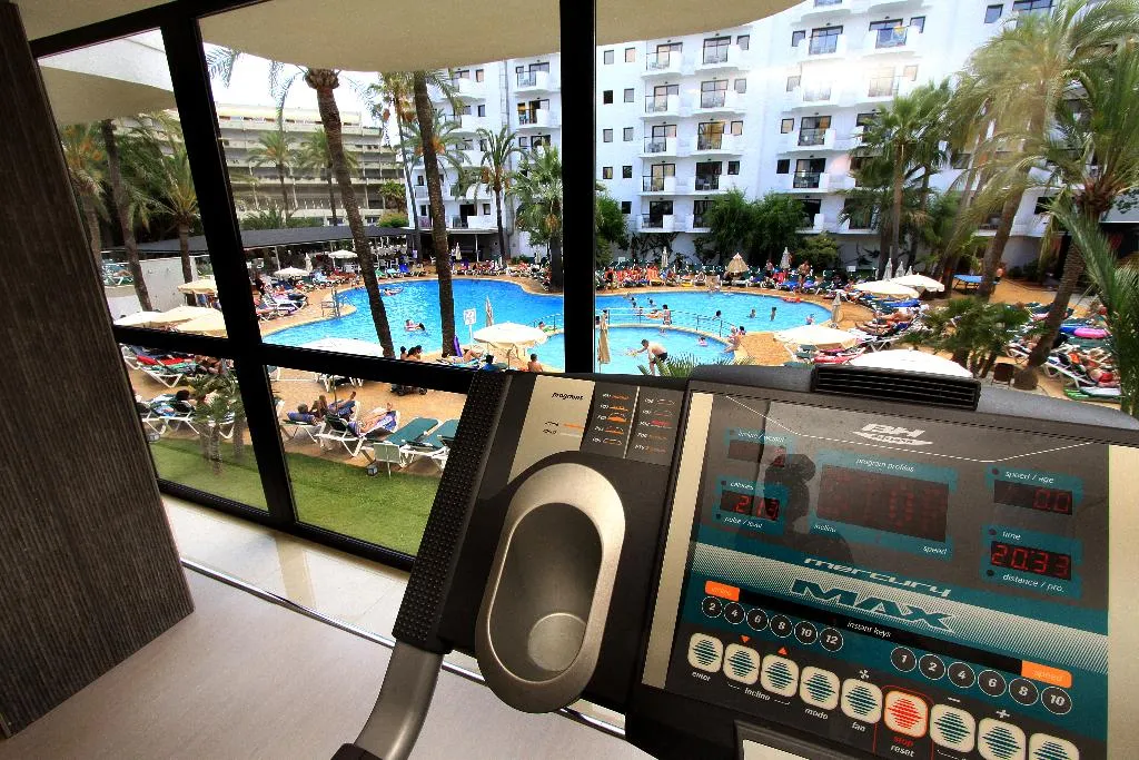 Sports and Entertainment, Protur Palmeras Playa Hotel, Majorca