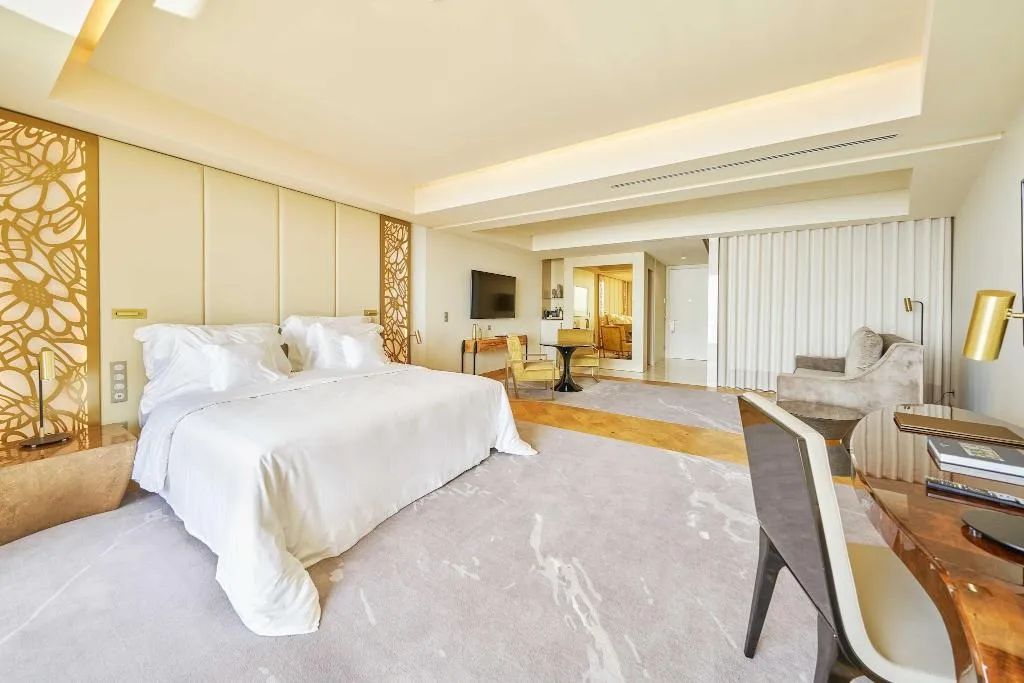 Room, Savoy Palace The Leading Hotels of the World, Madeira