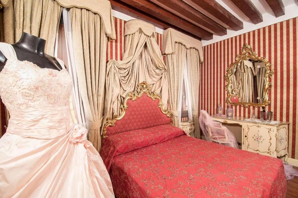 Room, Dimora Dogale, Venice