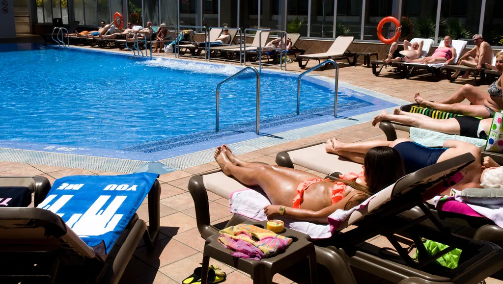 Pool, Helios, Costa Brava