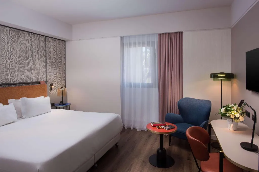 Double or Twin STANDARD Room, NH Catania Centro, Catania