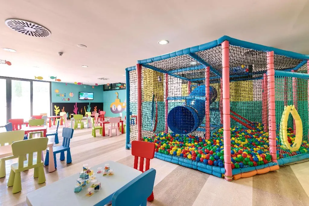 Sports and Entertainment, Barcelo Costa Ballena, Costa De La Luz