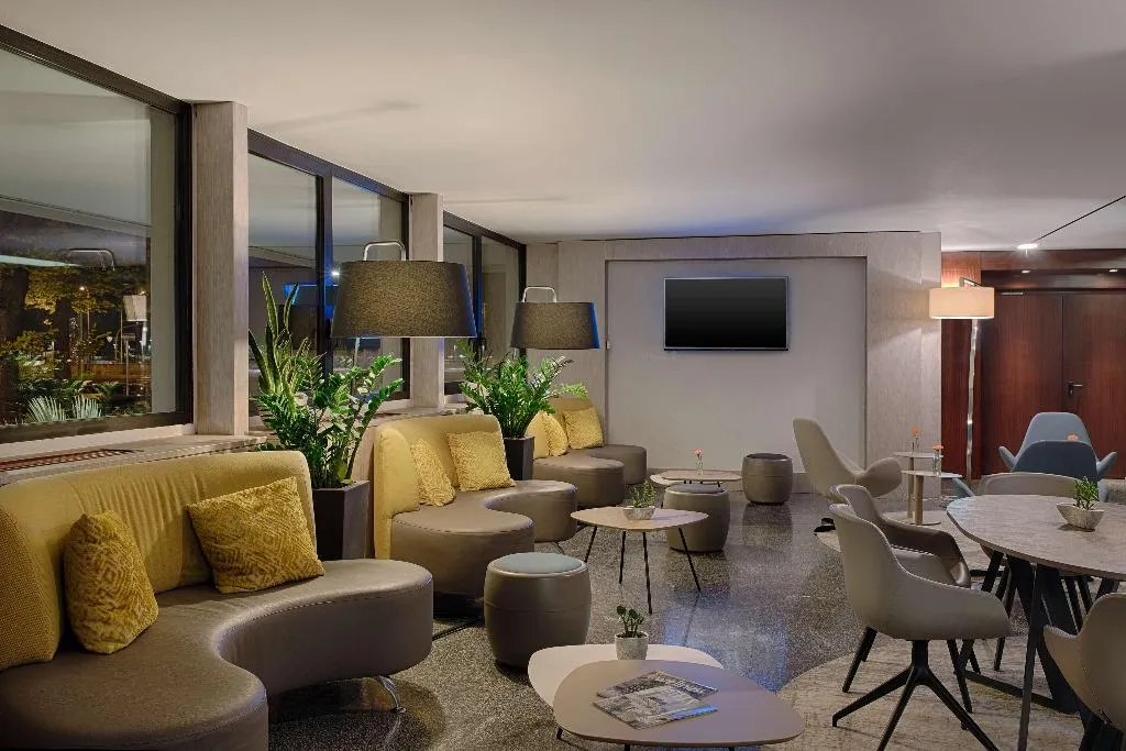 Lobby, NH Firenze, Florence