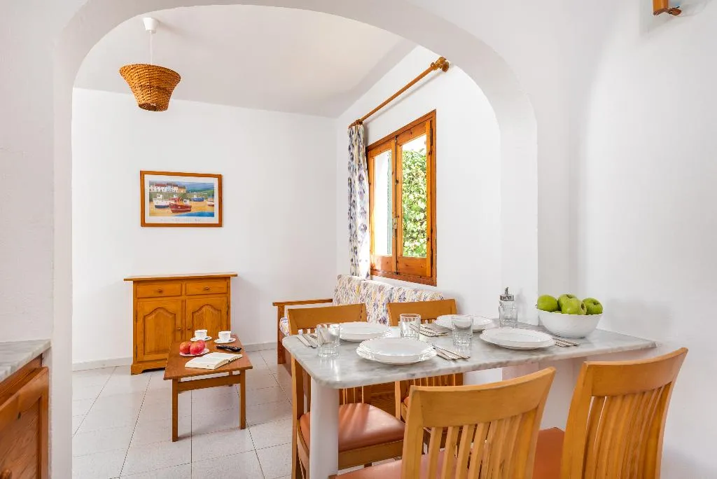 APARTMENT ONE BEDROOM ONE BATHROOM Room, Casas Menorquinas, Menorca