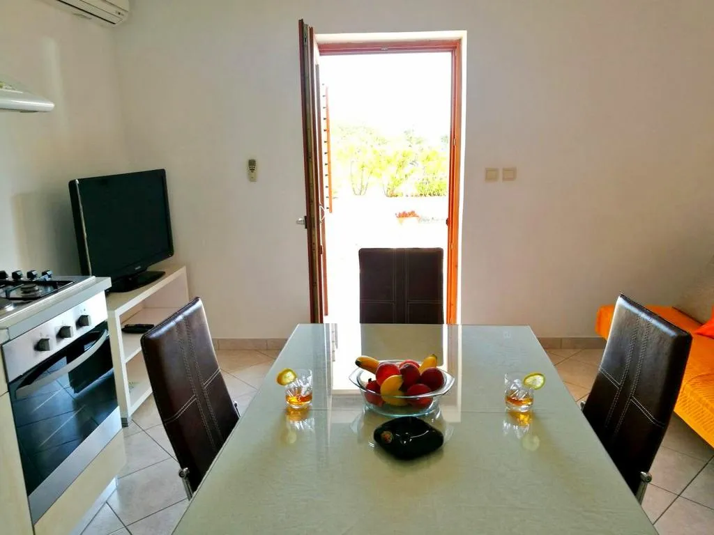 APARTMENT CAPACITY 3 Room, Apartments Jure, Split