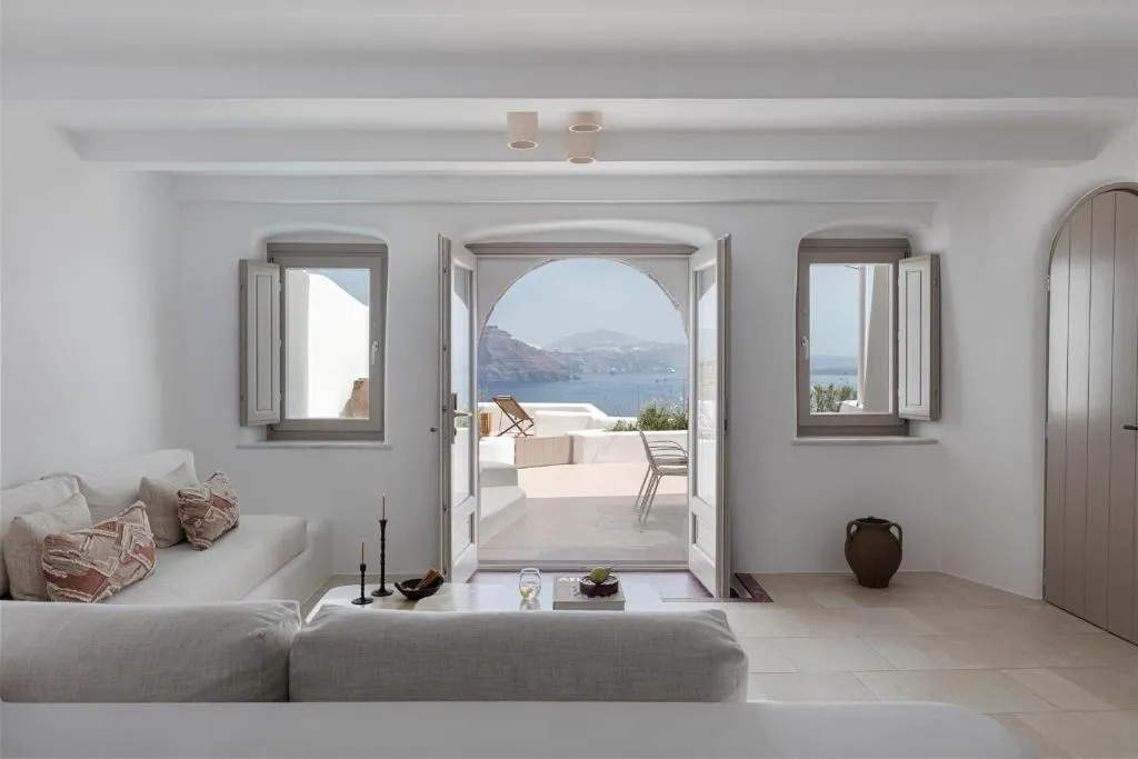 SUITE GRAND Room, Canaves Ena, Santorini
