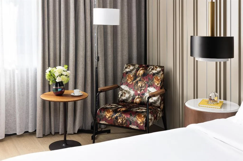 DOUBLE SUPERIOR Room, NH Collection Amsterdam Flower Market, Amsterdam