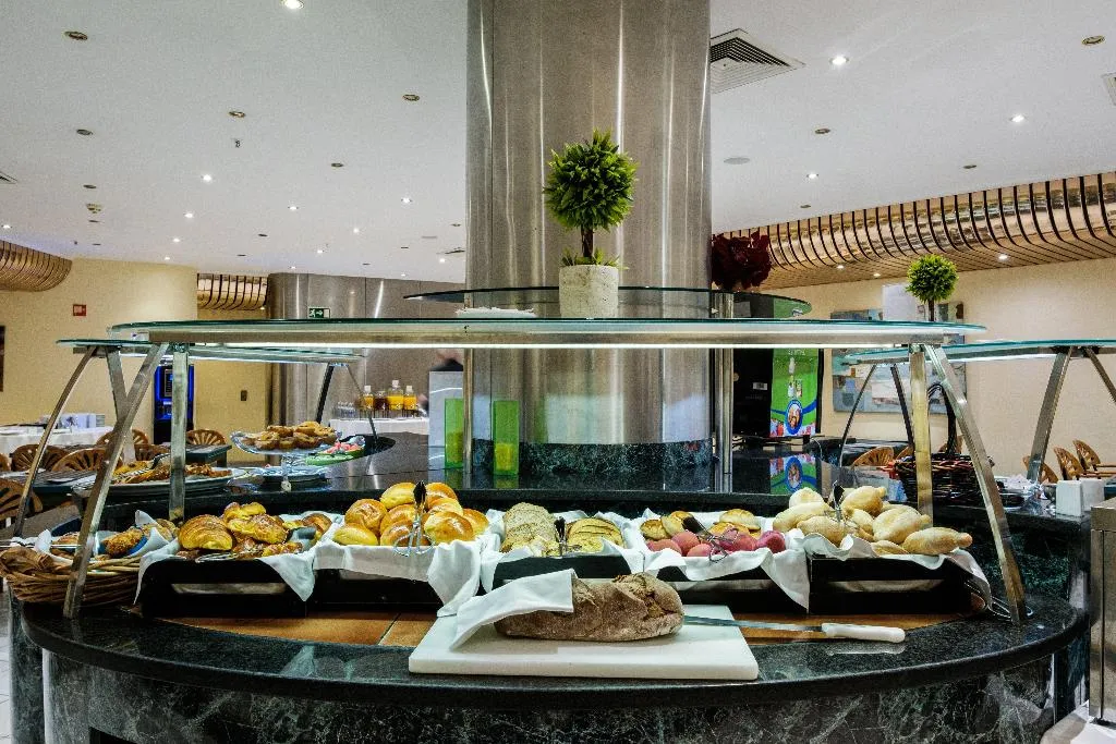 Restaurant, Holiday Inn Lisbon Continental, Lisbon