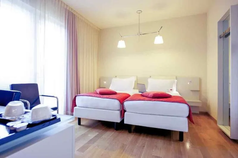 Room, Mercure Milano Solari, Milan