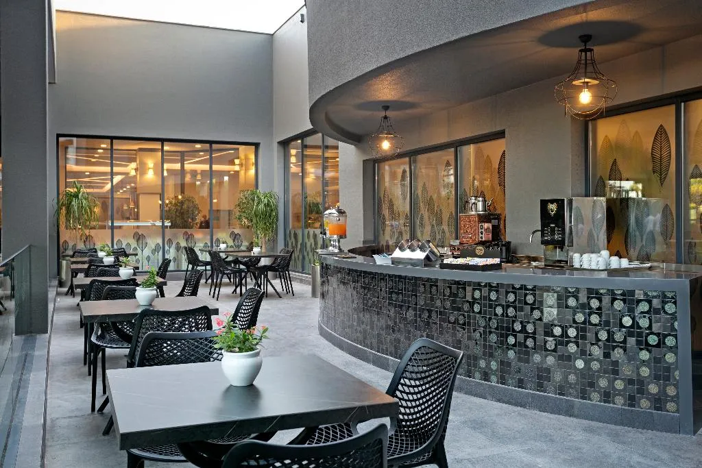 Bar, Mövenpick Resort Antalya Tekirova, Antalya
