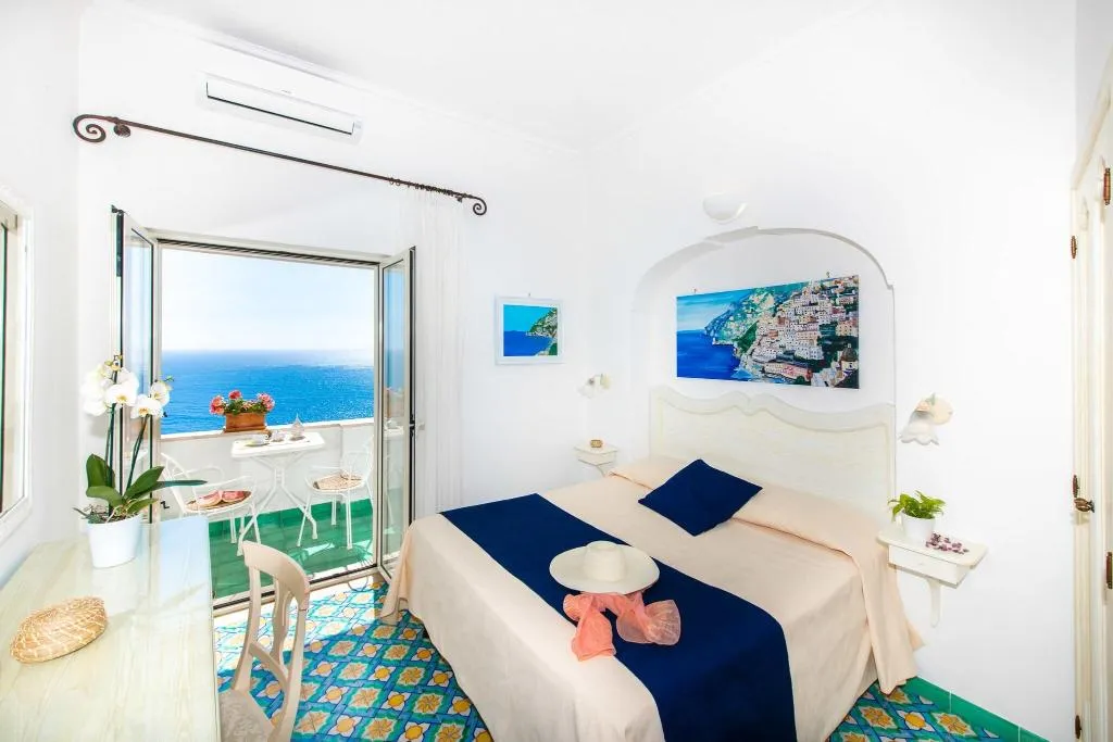 DOUBLE SUPERIOR SEA VIEW Room, Pensione Casa Guadagno, Naples